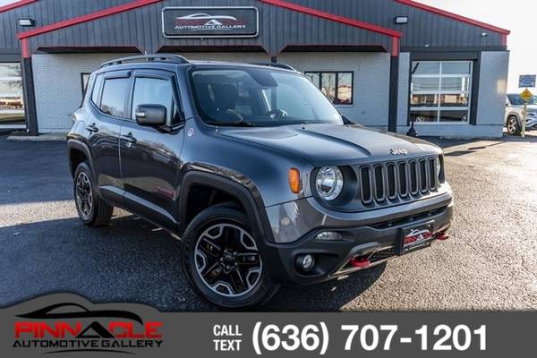 2017 Jeep Renegade Trailhawk Sport Utility 4D - cars & trucks - by... for sale in O Fallon, MO