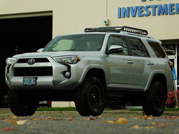 2017 Toyota 4Runner SR5 Premium 4X4 / 3RD SEAT / Leather / LIFTED 4x4 for sale in Portland, OR