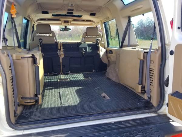 2002 Land Rover Discovery II SE7 White with racks and guards for sale in Lafayette, CO – photo 9