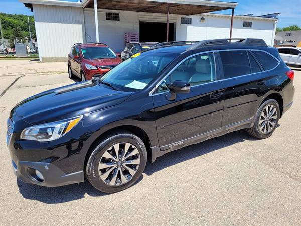 2017 Subaru Outback 2 5i Limited - - by dealer for sale in Cross Plains, WI – photo 3