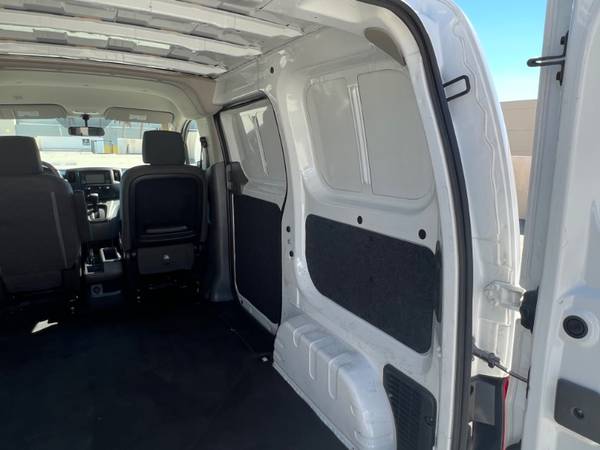 2015 Nissan NV200 SV - - by dealer - vehicle for sale in North Hollywood, CA – photo 13