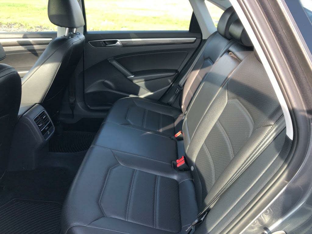 2017 Volkswagen Passat 1.8T SE for sale in Rapid City, SD – photo 7