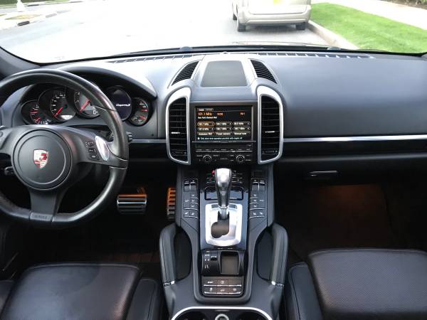 2011 Porsche Cayenne S Black AWD Luxury Only 90k m 100% carfax for sale in NEW YORK, NY – photo 16