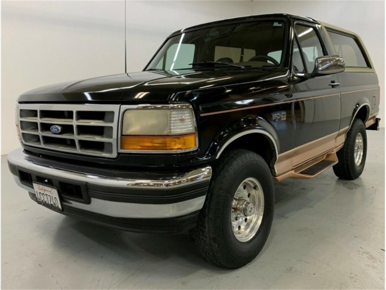 1995 Ford Bronco for sale in Mundelein, IL – photo 2