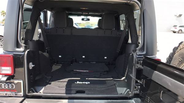 2016 Jeep Wrangler Unlimited Rubicon for sale in San Juan, TX – photo 9