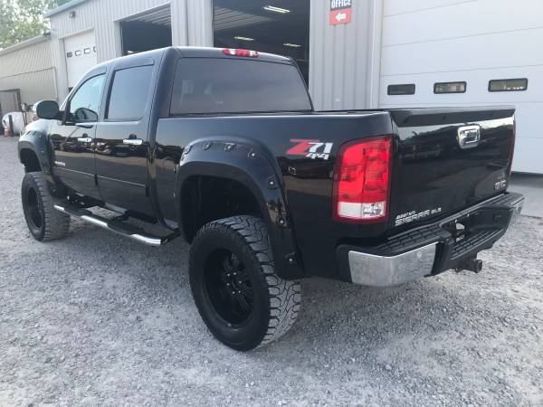 Lifted GMC Sierra 4x4, One Owner for sale in Zanesville, OH – photo 8