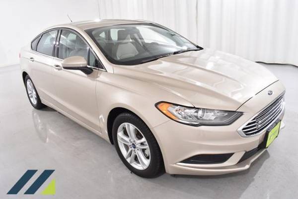 2018 Ford Fusion SE - EcoBoost 1.5L - Efficient Sedan w/LOW MILES!! for sale in Buffalo, MN – photo 2