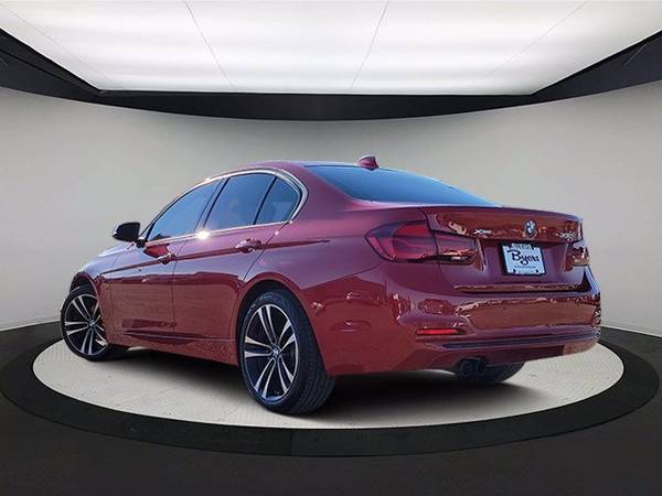 2018 BMW 3 Series 330i xDrive sedan Melbourne Red Metallic - cars & for sale in Columbus, OH – photo 5