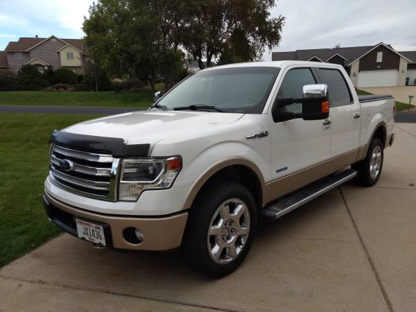 2013 F150 Lariat Crew Cab 4x4 loaded low miles MINT! for sale in Sun Prairie, WI