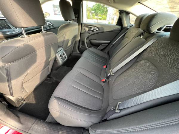 2016 CHRYSLER 200 Heated Seats Camera Bluetooth 90 Day for sale in Highland, IL – photo 19