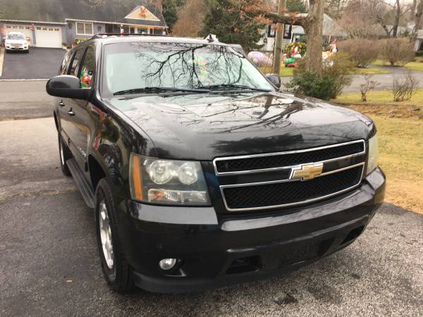 2011 Chevy Suburban LT for sale in Other, CT – photo 3