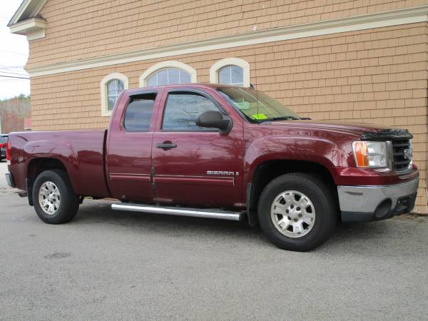 2008 GMC Sierra 1500 Extended Cab 4x4, well maintained! - cars & for sale in Rowley, MA – photo 4