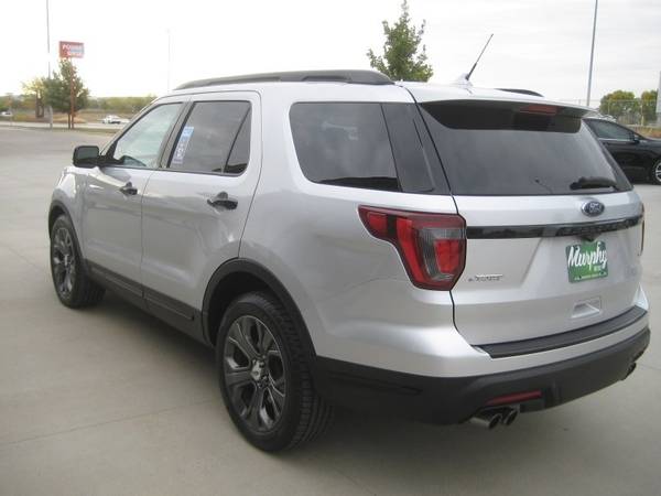 2018 Ford Explorer Sport - - by dealer - vehicle for sale in Lincoln, NE – photo 5