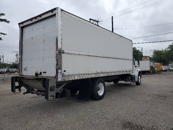 2014 Freightliner M2 24' Box Truck w/ Liftgate #1732 - cars & trucks... for sale in East Providence, RI – photo 2