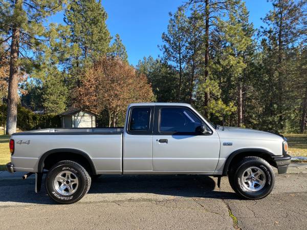 1994 Mazda B4000 Ext-Cab Pickup 4x4 clean - cars & trucks - by owner... for sale in Spokane, WA – photo 2
