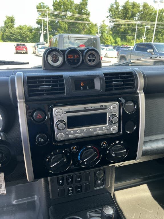2014 Toyota FJ Cruiser 4WD for sale in Brownsville, TN – photo 12