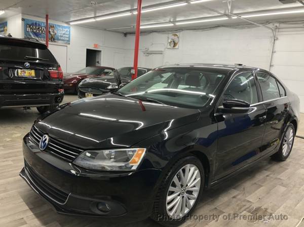 2011 VOLKSWAGEN JETTA SEL LOW MILES WE FINANCE - cars & trucks - by... for sale in Palatine, IL – photo 2